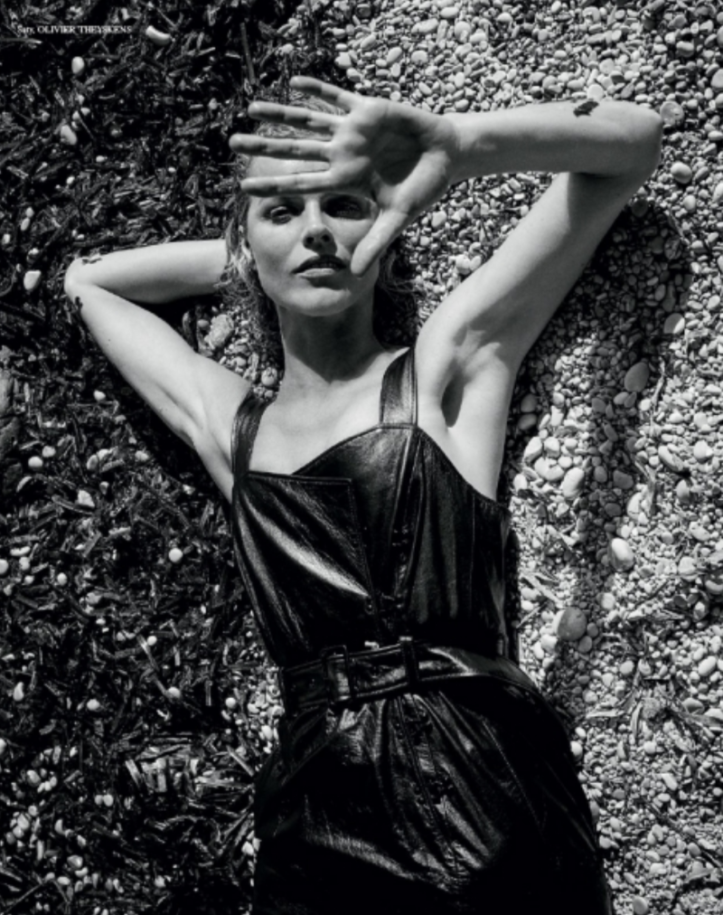 Eva+Herzigova+by+Pamela+Hanson+Vogue+Czech+Jan+2-19+(4)
