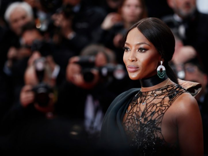 12426916-naomi-campbell