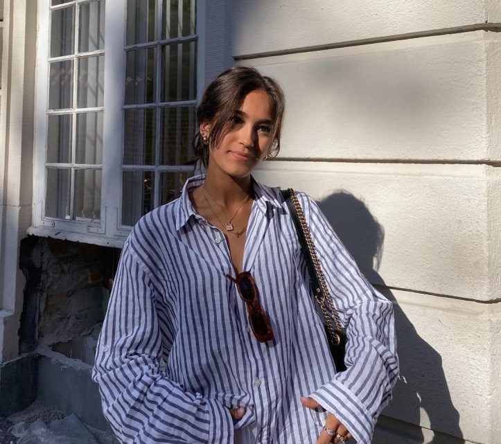 25-Best-Striped-Button-Down-Shirts-Spring-Summer-Outfit-Ideas-Instagram-Inspiration-Amaliestar-Amalie-Bianca-Bladt-Easy-Dressing-Blue-White-Striped-Shirt-Le-Fashion-Blog (2)